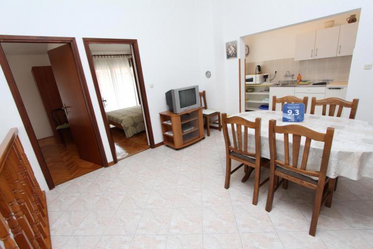 Apartments Fabris Ровінь Екстер'єр фото