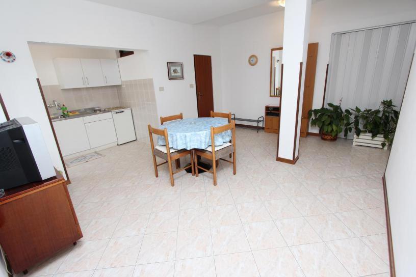 Apartments Fabris Ровінь Екстер'єр фото